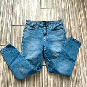J. Crew 9” mid rise skinny jeans 29 EUC